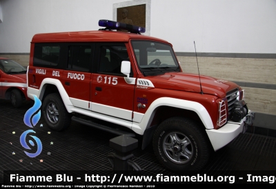 Iveco Massif
Vigili del Fuoco
Comando Provinciale di Roma
VF 25394
Parole chiave: Iveco Massif VF25394