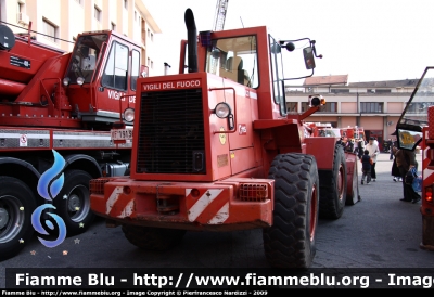 Fiat Hitachi FR130.2
Vigili del Fuoco
Comando Provinciale di Milano
VF 19136
Parole chiave: Fiat Hitachi FR130.2 VF19136