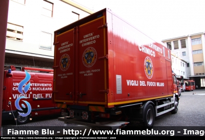 Volvo FL 250 II serie
Vigili del Fuoco
Comando Provinciale di Milano
Nucleo NBCR
VF 21834
Parole chiave: Volvo FL_250_IIserie VF21834