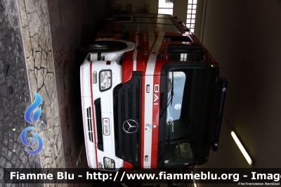 Mercedes-Benz Actros 1841 II serie
Vigili del Fuoco
Comando Provinciale di Roma
Distaccamento Cittadino di Roma Eur
AutoPompaSerbatoio allestimento Bai
VF 24486
Parole chiave: Mercedes-Benz Actros_1841_IIserie VF24486