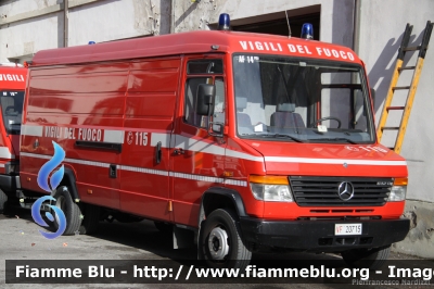 Mercedes-Benz Vario 612D
Vigili del Fuoco
Comando Provinciale di Pisa
VF 20715
Parole chiave: Mercedes-Benz Vario_612D VF20715