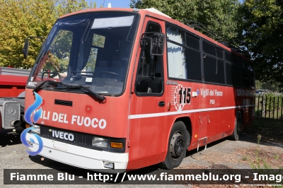 Iveco 370
Vigili del Fuoco
Comando Provinciale di Pisa
Centro Operativo Mobile
VF 22949 
Parole chiave: Iveco 370 VF22949