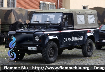 Land Rover Defender 110
Carabinieri
I Reggimento Paracadutisti "Tuscania"
CC BT 858
Parole chiave: Land-Rover Defender_110 CCBT858