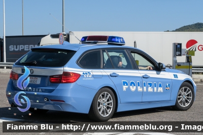 Bmw 318 F31 Touring
Polizia di Stato
Polizia Stradale in servizio sulla rete autostradale di Autostrade per l'Italia
Autovettura allestita Marazzi
Decorazione Grafica Artlantis
POLIZIA H8905
Parole chiave: Bmw 318_F31_Touring POLIZIAH8905