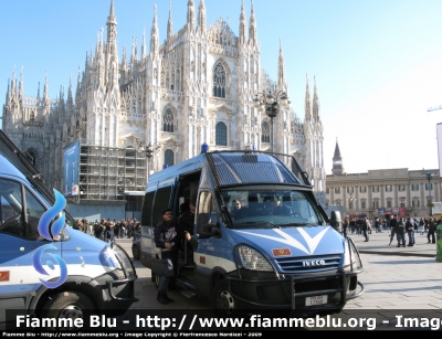 Iveco Daily IV serie
Polizia di Stato
Reparto Mobile
POLIZIA F7868
Parole chiave: Iveco Daily_IVserie PoliziaF7868