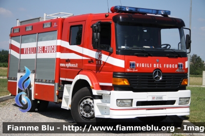 Mercedes-Benz Atego I serie 
Vigili del Fuoco
Comando Provinciale di Como
Distaccamento di Appiano Gentile (CO)
AutoPompaSerbatoio allestimento Bai
Nuova Livrea
VF 21305
Parole chiave: Mercedes-Benz Atego_Iserie VF21305