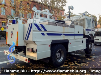 Iveco 190.33 4x4
France - Francia
Police Nationale
Compagnies Républicaines de Sécurité
Parole chiave: Iveco 190.33_4x4