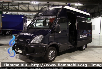 Iveco Daily IV serie
Carabinieri
III Battaglione "Lombardia"
in esposizione al Traspotec '09
CC CP 370
Parole chiave: Iveco Daily_IVserie CCCP367