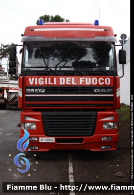 Daf 95XF 480
Vigili del Fuoco
Comando Provinciale di Roma
Distaccamento La Rustica
G.O.S. Roma
VF 23934
Parole chiave: Daf 95XF_480 VF23934