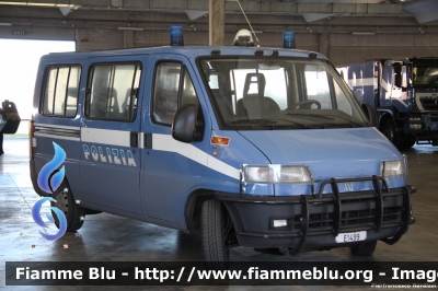 Fiat Ducato II serie
Polizia di Stato
I Reparto Mobile di Roma
POLIZIA E1499
Parole chiave: Fiat Ducato_IIserie POLIZIAE1499