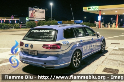 Volkswagen Passat Variant VIII serie
Polizia di Stato
Polizia Stradale in servizio sulla rete autostradale SALT
POLIZIA M0646
Parole chiave: Volkswagen Passat_Variant_VIIIserie POLIZIAM0646