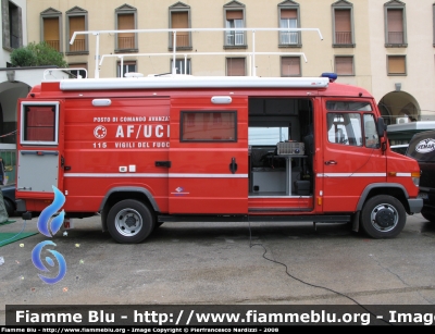 Mercedes-Benz Vario 814D
Vigili del Fuoco
Comando Provinciale di Livorno
VF 23824
Parole chiave: Mercedes-Benz Vario_814D VF23824