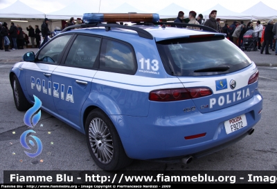 Alfa Romeo 159 Sportwagon Q4
Polizia di Stato
Polizia Stradale
POLIZIA F9272
Parole chiave: Alfa-Romeo 159_Sportwagon PoliziaF9272