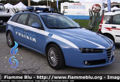 Alfa Romeo 159 Sportwagon Q4
Polizia di Stato
Polizia Stradale
POLIZIA F9272
Parole chiave: Alfa-Romeo 159_Sportwagon PoliziaF9272