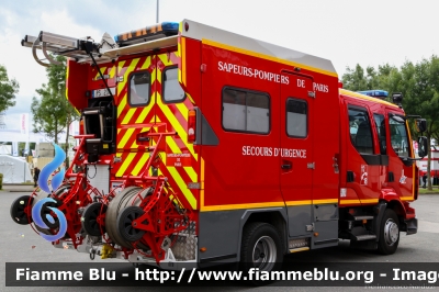 Renault Midlum II serie
France - Francia
Brigade Sapeurs Pompiers de Paris
AutoPompaSerbatoio allestimento Sides
PS 204
Parole chiave: Renault Midlum_IIserie