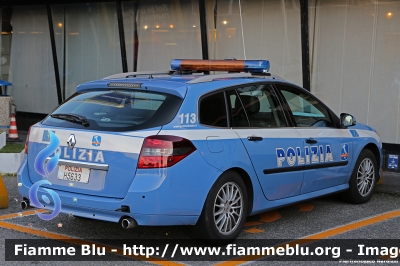 Renault Laguna Sportour III serie restyle
Polizia di Stato
Polizia Stradale in servizio sulla rete autostradale di Autostrade per l'Italia
POLIZIA H5633
Parole chiave: Renault Laguna_Sportour_IIIserie_restyle POLIZIAH5633