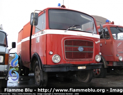 OM Tigrotto
Vigili del Fuoco
Qui fotografato presso l'officina Iveco Luigi Ferrari
VF 10978
Parole chiave: Om Tigrotto VF10978