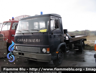 Iveco 95-14
Carabinieri
8° Battaglione Carabinieri "Lazio"
Carro Soccorso allestimento Isoli
Fotografato presso l'officina Iveco Luigi Ferrari
Parole chiave: Iveco 95-14 CC