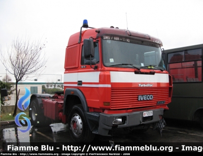 Iveco TurboStar 190-42
Vigili del Fuoco
Comando Provinciale dell'Aquila
fotografato presso l'officina Iveco Luigi Ferrari
VF 17173
Parole chiave: Iveco TurboStar_190-42 VF17173