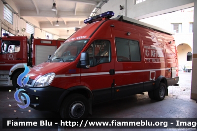 Iveco Daily IV serie restyle 
Vigili del Fuoco
Comando Provinciale di Roma
Distaccamento Cittadino di Ostiense
AutoFurgone/Unità di Crisi Locale
Allestimento Iveco-Magirus
VF 26549
Parole chiave: Iveco Daily_IVserie_restyle VF26549