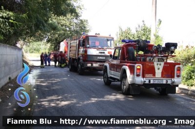 Iveco Massif
Vigili del Fuoco
Comando Provinciale di Chieti
Distaccamento di Ortona (CH)
VF 25470
fotografato durante un intervento 
Parole chiave: Iveco Massif VF25470