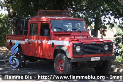 Land Rover Defender 130 
Vigili del Fuoco
Comando Provinciale di Chieti
Distaccamento di Vasto (CH)
VF 19284
fotografato durante un intervento 
Parole chiave: Land-Rover Defender_130 VF19284