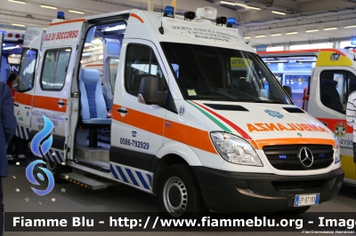 Mercedes-Benz Sprinter III serie
Pubblica Assistenza Società di Mutuo Soccorso Rosignano (LI)
Allestita Maf
In esposizione al Reas 2013
Parole chiave: Mercedes-Benz Sprinter_IIIserie Ambulanza Reas_2013