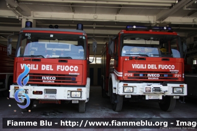 Iveco EuroFire 140E28 4x4 I serie
Vigili del Fuoco
Comando Provinciale de L'Aquila
AutoPompaSerbatoio allestimento Iveco-Magirus
VF 22699
Parole chiave: Iveco EuroFire_140E28_4x4_Iserie VF22699 EuroFire_150E27_Iserie VF18994