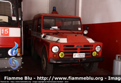 Fiat Campagnola II serie
Vigili del Fuoco
Distaccamento di Casoli (CH)
VF 13223
Parole chiave: Fiat Campagnola_IIserie VF13223