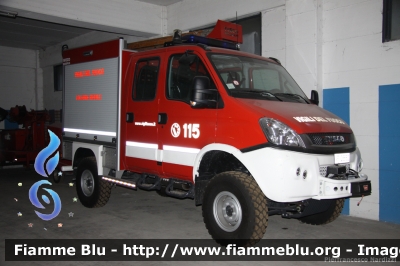 Iveco Daily 55S17 4x4 IV serie restyle
Vigili del Fuoco 
Comando Provinciale de L'Aquila
Colonna Mobile Regionale
Polisoccorso allestimento Iveco-Magirus

Parole chiave: Iveco Daily_55S17_4x4_IVserie_restyle