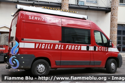 Fiat Ducato X250
Vigili del Fuoco
Comando Provinciale di Roma
Servizio Telecomunicazioni
Allestito Aris 
VF 26795
Parole chiave: Fiat Ducato_X250 VF26795