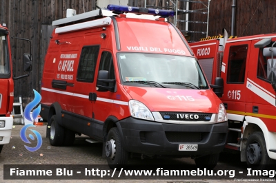 Iveco Daily IV serie restyle 
Vigili del Fuoco
Comando Provinciale di Roma
Distaccamento Cittadino di Ostiense
AutoFurgone/Unità di Crisi Locale
Allestimento Iveco-Magirus
VF 26549
Parole chiave: Iveco Daily_IVserie_restyle VF26549