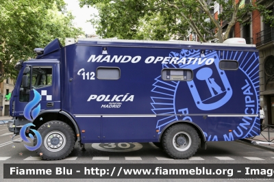 Iveco EuroCargo 140E25 4x4 II serie
España - Spagna
Policía Municipal Madrid
Parole chiave: Iveco EuroCargo_140E25_4x4_IIserie