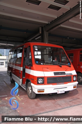 Iveco Daily 49-10 I serie
Vigili del Fuoco
Comando Provinciale Padova
VF 16178
Parole chiave: Iveco Daily_49-10_Iserie VF16178