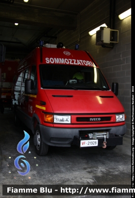 Iveco Daily III serie
Vigili del Fuoco
Comando Provinciale della Spezia
Nucleo Sommozzatori
VF 21928
Parole chiave: Iveco Daily_IIIserie VF21928