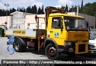 Iveco 109-14 Zeta
Autostrade per l'Italia
Parole chiave: Iveco 109-14 Zeta