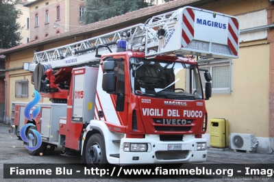 Iveco EuroCargo 160E30 III serie
Vigili del Fuoco
Comando Provinciale di Bologna
Distaccamento Cittadino "Carlo Fava" Bologna
AutoScala da 24 metri allestimento Iveco-Magirus
VF 26800 
Parole chiave: Iveco EuroCargo_160E30_IIIserie VF26800