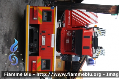 Iveco EuroCargo 160E30 III serie 
Vigili del Fuoco
Comando Provinciale di Bologna
Distaccamento Cittadino "Carlo Fava" Bologna
AutoScala da 24 metri allestimento Iveco-Magirus
VF 26800 
Parole chiave: Iveco EuroCargo_160E30_IIIserie VF26800