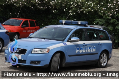 Volvo V50 II serie
Polizia di Stato
Polizia Stradale in servizio sulla rete di Autostrade per l'Italia
POLIZIA F9069
Parole chiave: Volvo V50_IIserie PoliziaF9069