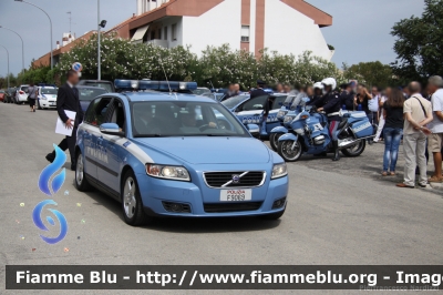 Volvo V50 II serie
Polizia di Stato
Polizia Stradale in servizio sulla rete di Autostrade per l'Italia
POLIZIA F9069
Parole chiave: Volvo V50_IIserie PoliziaF9069