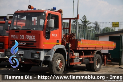 Iveco EuroCargo 135E23 4x4 I serie
Vigili del Fuoco
Comando Provinciale di Roma
Allestimento Isoli
VF 19305
Parole chiave: Iveco EuroCargo_135E23_4x4_Iserie VF19305