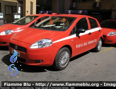 Fiat Grande Punto
Vigili del Fuoco
Comando di Palermo
Modello con livrea
Parole chiave: Fiat Grande_Punto VVF Autovetture Palermo VF25169