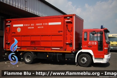 Volvo FL 250 II serie
Vigili del Fuoco
Comando provinciale di Roma
Nucleo NBCR
VF 22682 
Parole chiave: Volvo FL_250_IIserie VF22682