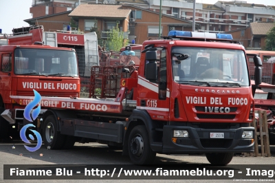 Iveco EuroCargo 150E25 III serie
Vigili del Fuoco
Comando Provinciale di Roma
Officina di Capannelle
Carro soccorso e recupero
Allestimento Isoli 
VF 25516
Parole chiave: Iveco EuroCargo_150E25_IIIserie VF25516