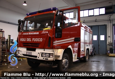 Iveco EuroFire 140E30 4x4 II serie
Vigili del Fuoco
Comando Provinciale di Teramo
Distaccamento di Nereto (TE)
AutoPompaSerbatoio allestimento Iveco-Magirus
fotografata presso l'officina Iveco Luigi Ferrari
VF 25341
Parole chiave: Iveco EuroFire_140E30_4x4_IIserie VF25341