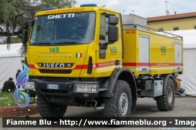 Iveco EuroCargo 140E30 4x4 III serie
VAB Toscana
Sezione di Vinci (FI)
Allestito Fulmix - carrozzeria BaMa
Codice Automezzo: 116
Parole chiave: Iveco EuroCargo_140E30_4x4_IIIserie 