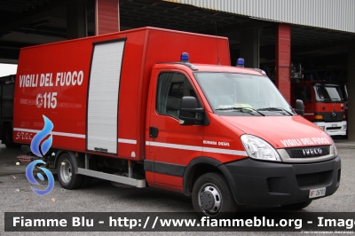 Iveco Daily IV serie restyle
Vigili del Fuoco
Comando Provinciale di Roma
Distaccamento Cittadino Nomentano
Carro Aria allestimento Baggio & De Sordi
Esemplare unico
VF 26701
Parole chiave: Iveco Daily_IVserie_restyle VF26701