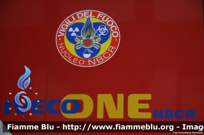 Iveco Stralis AD190S35 I serie "One" 
Vigili del Fuoco
Comando Provinciale di Roma
Nucleo NBCR
Loghi
VF 24031
Parole chiave: Iveco Stralis_AD190S35_Iserie_One VF24031