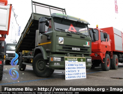 Iveco ACM80
Veicolo promozionale ricondizionato (ad es. mascherina dell'Iveco EuroCargo I serie) dalla 
Truck4x4, fotografato al 27° Samoter 2008
Parole chiave: Iveco ACM_80 Samoter_2008