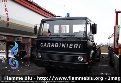 Iveco 95-14
Carabinieri
8° Battaglione Carabinieri "Lazio"
Carro Soccorso allestimento Isoli
Fotografato presso l'officina Iveco Luigi Ferrari

Parole chiave: Iveco 95-14 CC